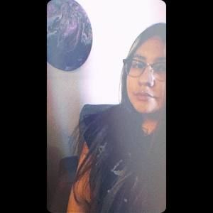 Meet your Posher, Pamela-lee